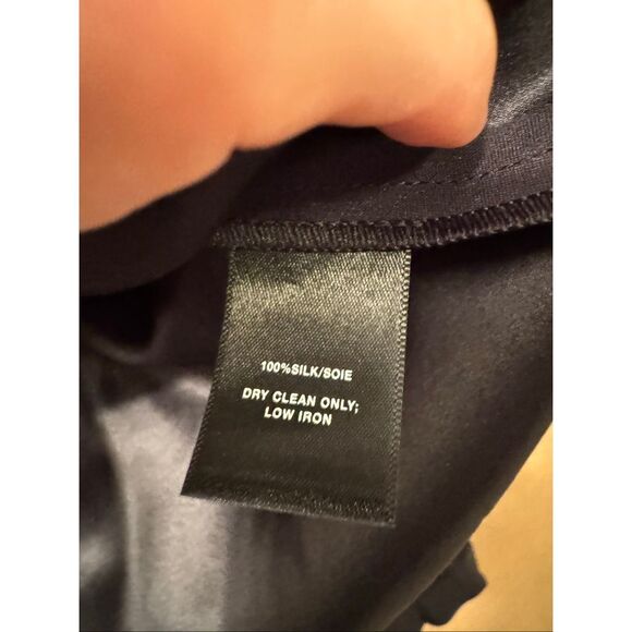 Silk Lafayette 148 Top Subtle Beaded Neck - Picture 9 of 10